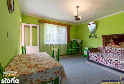 Casă cu 4 camere cu Teren 1149 Mp în Poian - 4