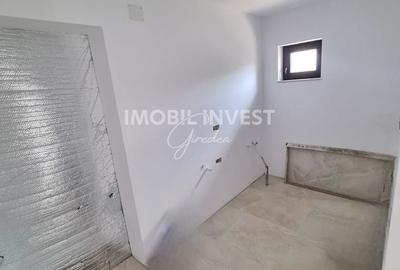 Casă cu 3 camere cu Teren 454 Mp în Cetate - 8