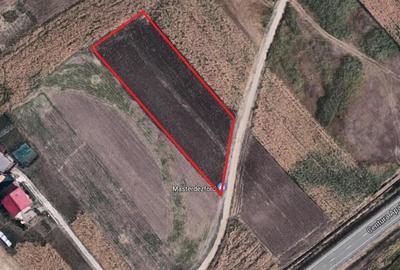 Teren de 2000 mp, în Sub Coastă - 2