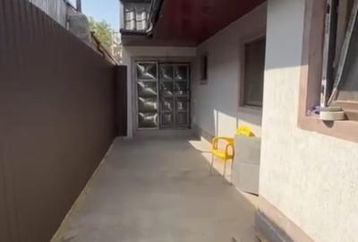 Casă de vânzare cu 2 dormitoare, 1 living, bucătărie, 1 baie cu jacuzzi și teras - 3