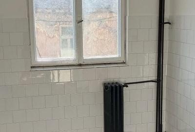 Apartament cu 2 camere decomandat în Sebiș - 1