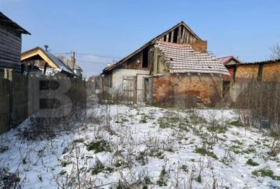 Casă cu 2 camere cu Teren 1426 Mp în Malu Mare - 6