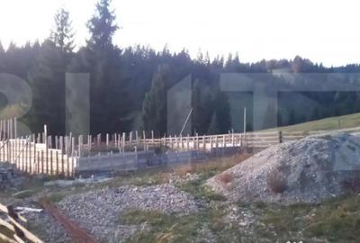 Teren de 2400 mp, în Central - 3