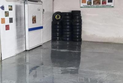 Spațiu comercial, de 500 mp, în Central - 3