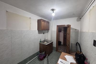 Apartament 3 camere, de vanzare - 8