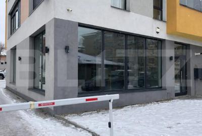 Spațiu comercial, de 95 mp, în Lotus - 2