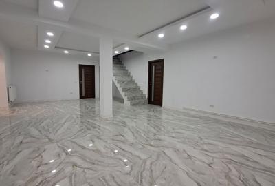 Casă cu 4 camere în Central - 5
