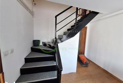 Casă cu 6 camere cu Teren 400 Mp în Central - 15