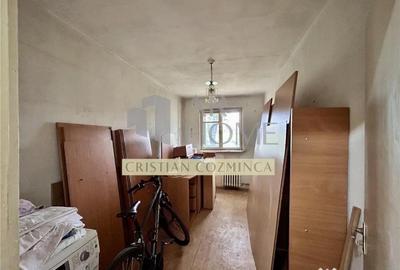 Apartament cu 3 camere decomandat în Vest - 7