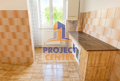 Apartament 4 camere Spitalul Militar, spatios, luminos, etaj 3/4 - 3