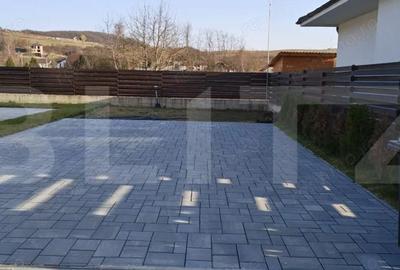 Casă cu Teren 340 Mp în Central - 2