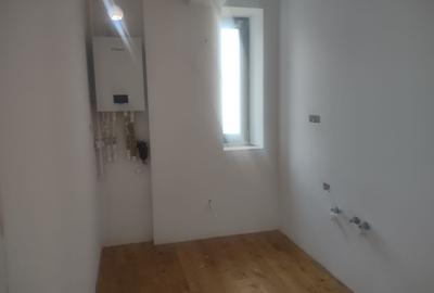 Apartament cu 3 camere decomandat în P-ța Muncii - 26