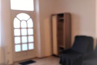 Apartament la casa cu 2 camere Zona Ultracentrala - 3