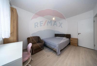 Apartament cu 3 camere decomandat, mobilat în Sânpetru