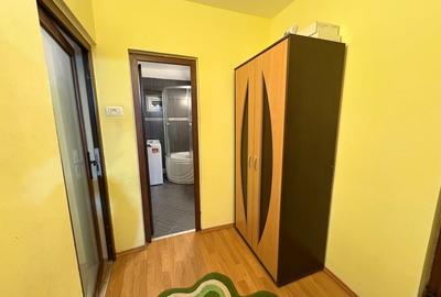 De inchiriat ap 3 camere decom zona gara-termen lung;bloc 1990;3parcari gratuite - 10