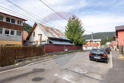 Casă cu 3 camere cu Teren 214 Mp în Central - 28