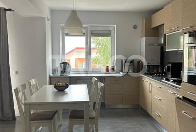 Apartament cu 3 camere decomandat, mobilat în Apahida