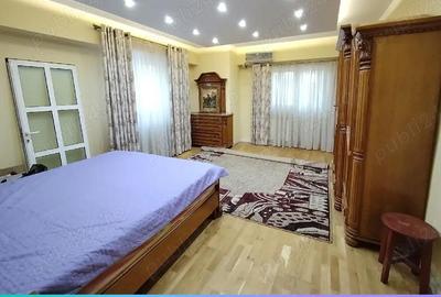 Apartament cu 4 camere decomandat în Hala Centrală - 8