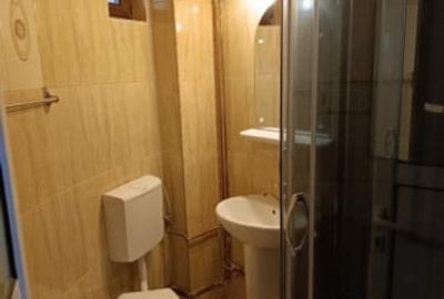 Casă cu 3 camere cu Teren 500 Mp în Central - 1