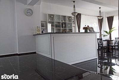 Spațiu comercial, de 770 mp, în Central - 9