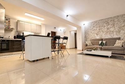 Apartament cu 3 camere decomandat în Buzaului - 2