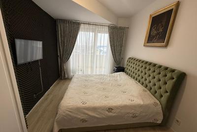 Apartament cu 3 camere semidecomandat, mobilat în Drumul Taberei