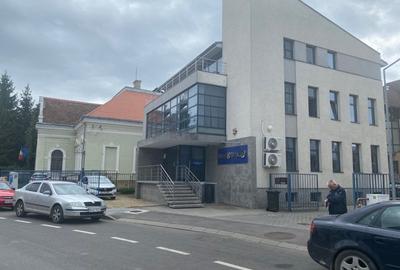 Spațiu comercial, 64 mp în Central
