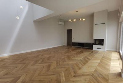 NOU!Vila moderna cu piscina, semimobilata - 2