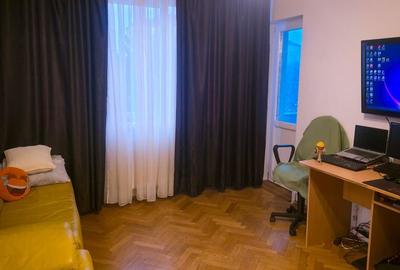 Apartament cu 3 camere în Central - 2