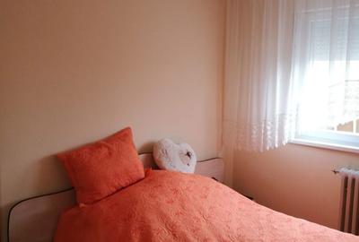Apartament cu 3 camere semidecomandat în Central - 4