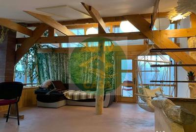 Casă cu 3 camere cu Teren 1470 Mp în Central - 2