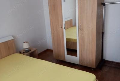 Proprietar, inchiriez garsoniera, strada Crinului - 4