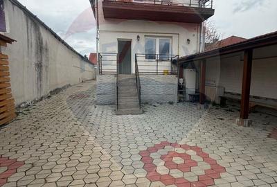 Casă cu 4 camere în Pricaz - 8