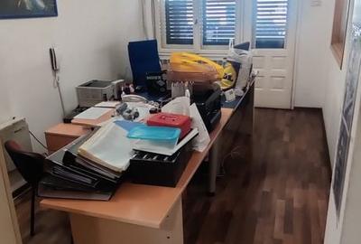Casă cu 10 camere cu Teren 192 Mp în Colentina - 8