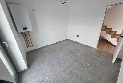 Casă individuală cu 4 camere cu Teren 429 Mp în Cristian - 9