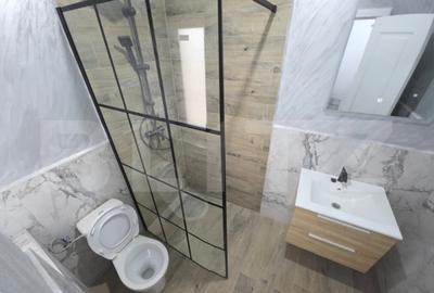 Casă cu 4 camere cu Teren 420 Mp în Central