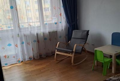 Apartament cu 4 camere decomandat în Central - 4