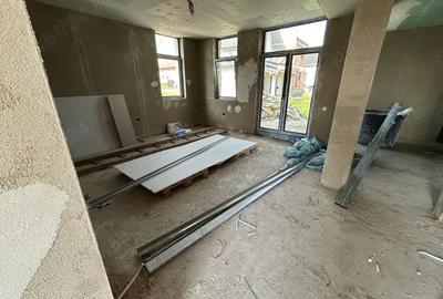 Vand vila noua in Fantanele,Arad, 15 min.centru,cartier nou,P+1, st.310 mp.la gri - 3