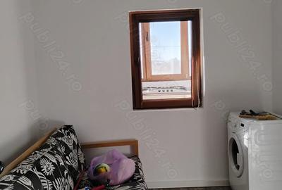Inchiriez apartament cu 2 camere decomandat etaj 1 - 3