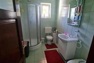 Casa, zona Tractorul - 17