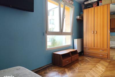 Apartament cu 3 camere semidecomandat în Astra - 2