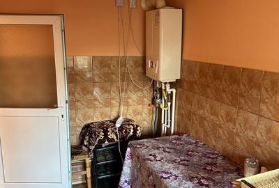 Casă cu 4 camere în Central - 2