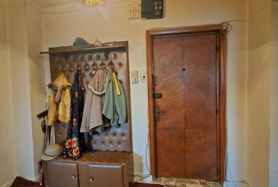 Anda 2 Camere Decomandat Necesita Renovare Bloc 1985 - 14