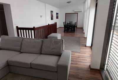 Apartament cu 5 camere decomandat, mobilat în Gării