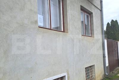 2 case lipite, ideale pentru 2 familii Harman, la doar - 26