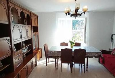 MOLDOVA NOUA, zona centrala, Casa 4 camere, 2 bai si garaj - 11