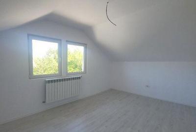 Casă cu 4 camere în Vârteju - 12
