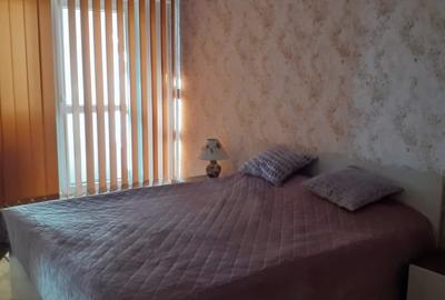 Apartament cu 2 camere semidecomandat, mobilat în Văcăresti - 3