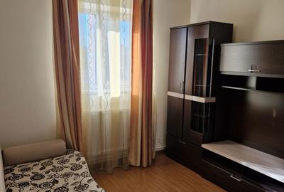 Apartament cu 3 camere decomandat în Fălticeni - 5