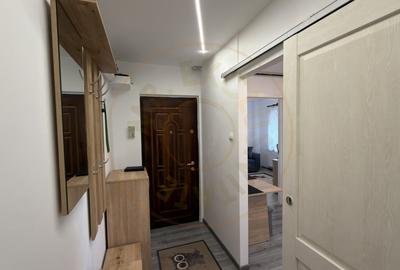 Apartament cu 3 camere semidecomandat, mobilat în Carei - 10